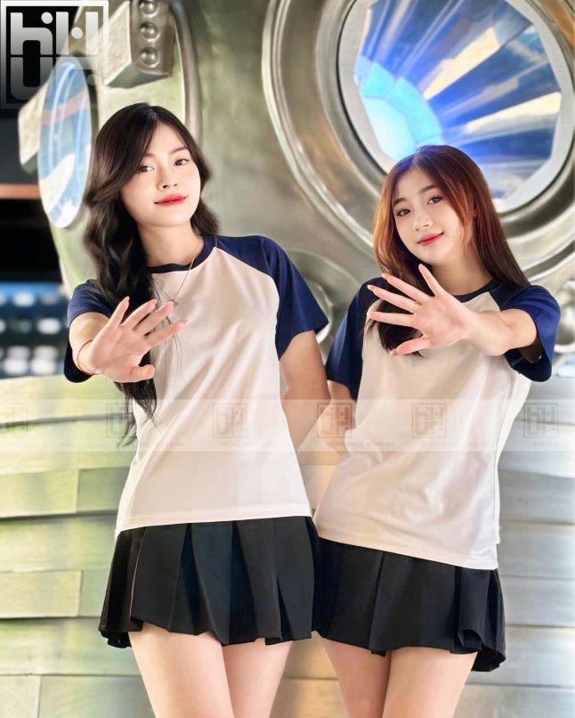 Mẫu áo thun raglan nữ đồng phục đẹp năng động