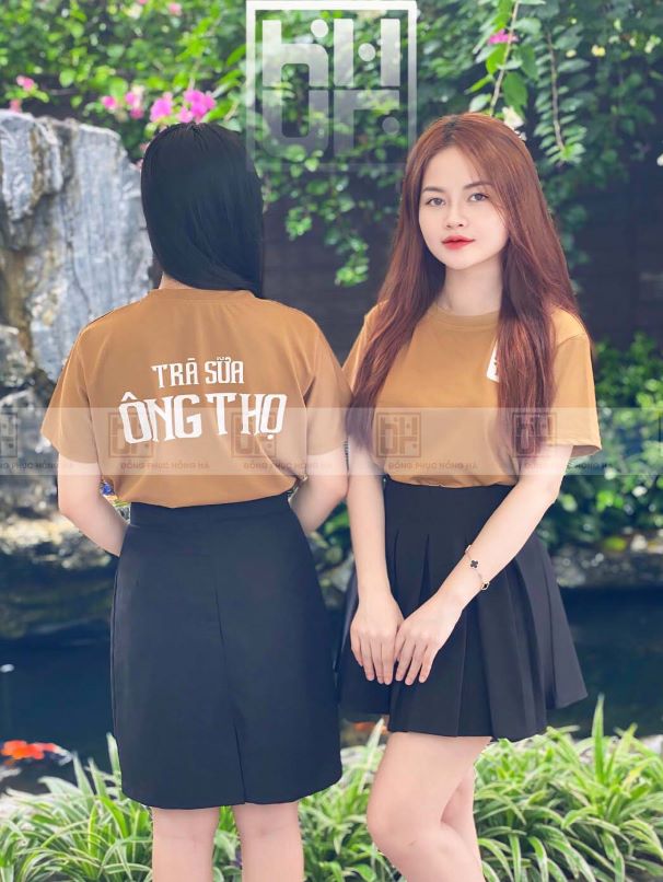 Logo in trên áo thun đồng phục sắc nét, bền màu, phù hợp nhận diện thương hiệu doanh nghiệp