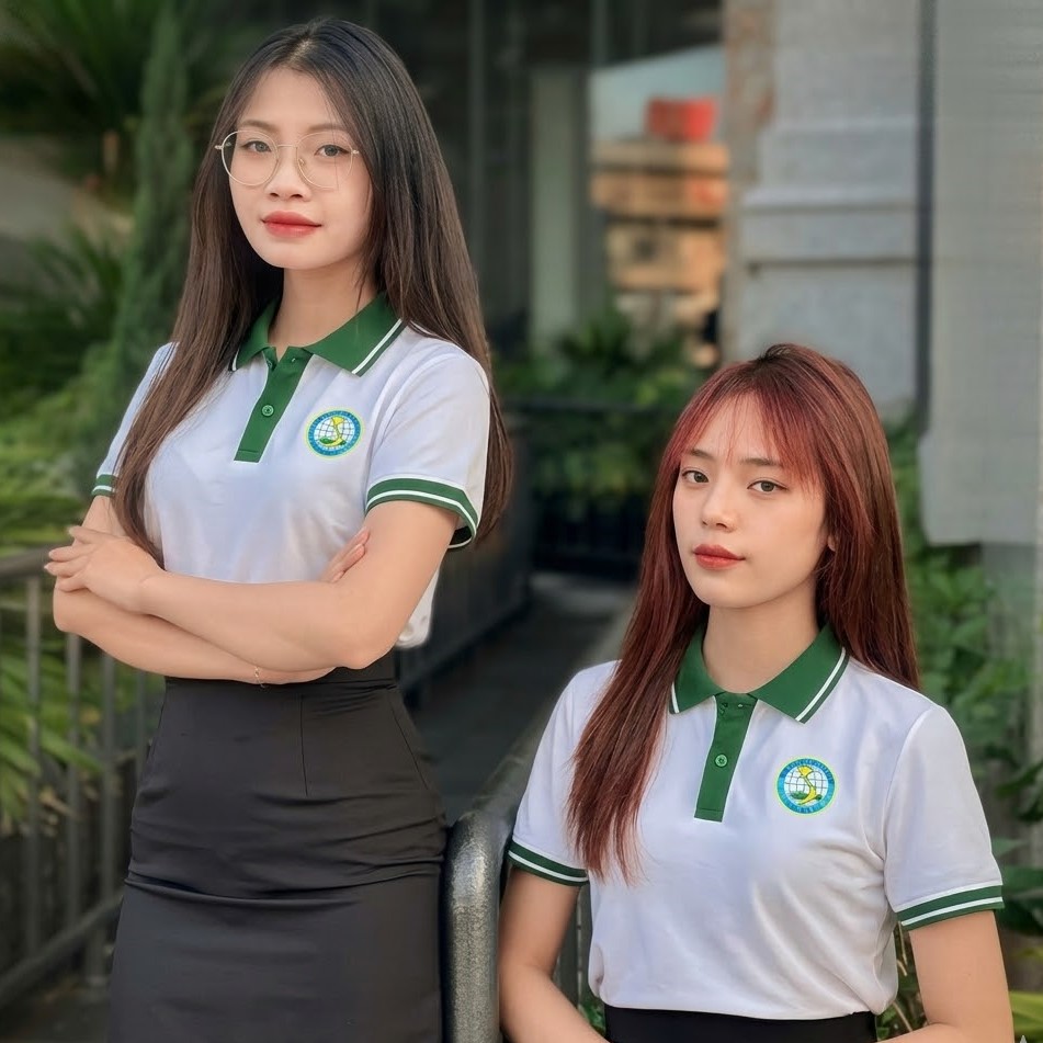 Mẫu áo polo trắng tay xanh lá phong cách hiện đại