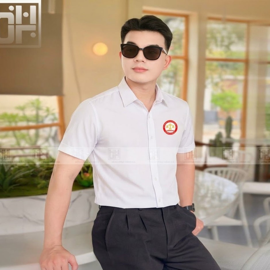 Đồng Phục Sơ Mi Trắng Thanh Lịch