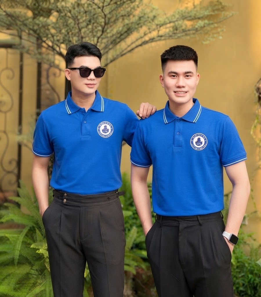 Mẫu áo polo màu xanh đồng phục chuyên nghiệp