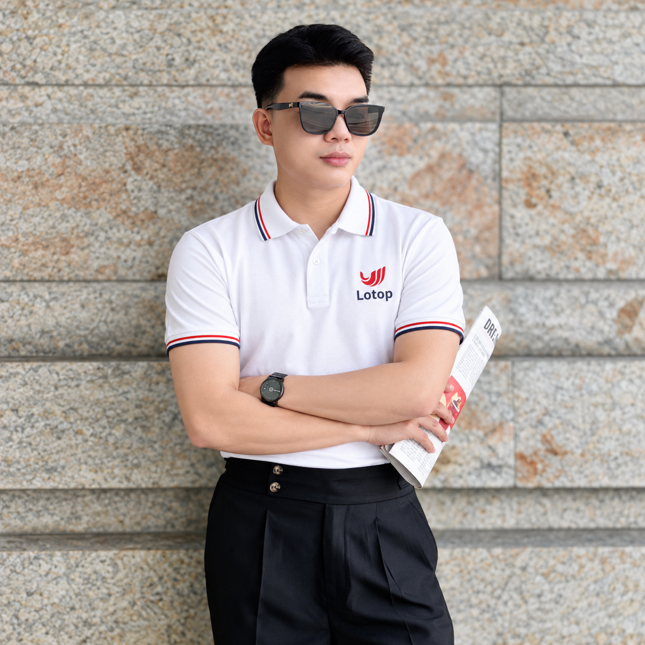 Dáng áo ôm fit người, logo in sắc nét