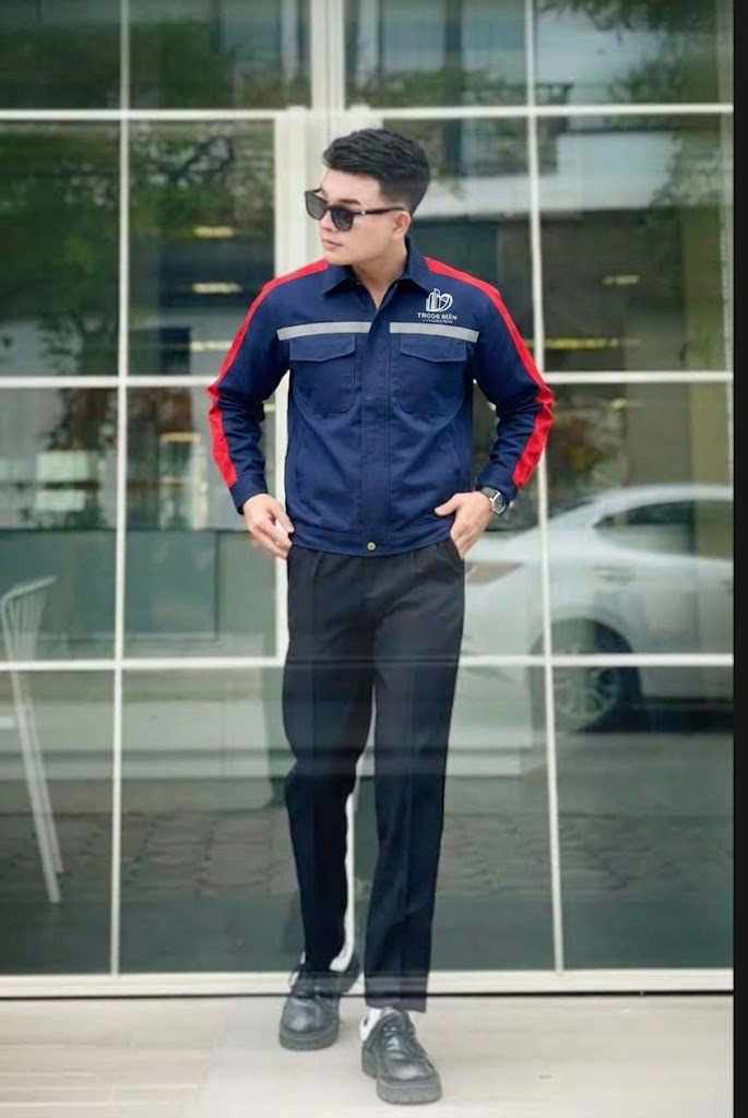 Dáng áo thoải mái, màu sắc hiện đại