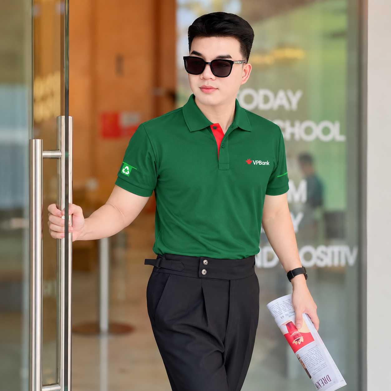 Áo polo đồng phục VPBank xanh lá, cổ phối đỏ